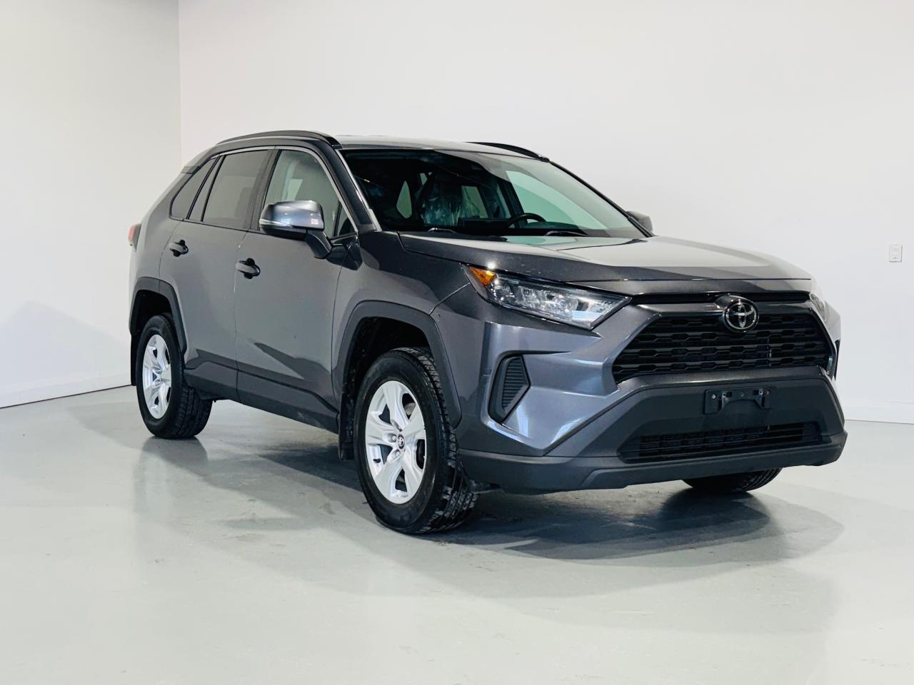 2019 Toyota RAV4 LE | AWD - Photo #3