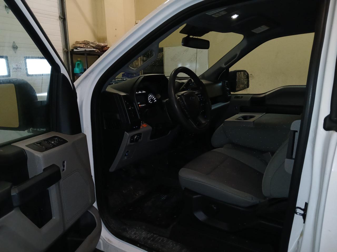 2020 Ford F-150 XL - Photo #6