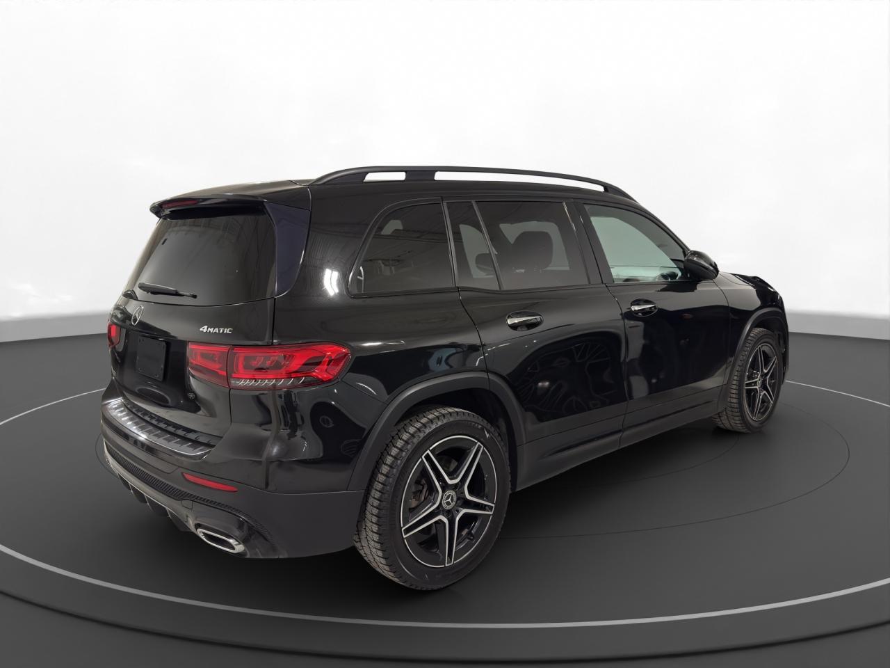 2021 Mercedes-Benz GLB NIGHT PKG | AMG PKG | RED INTERIOR - Photo #6