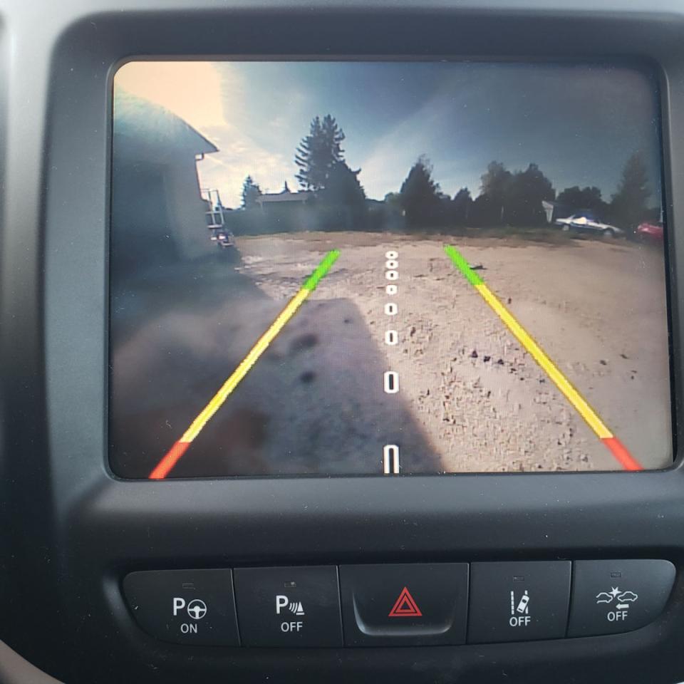 2015 Jeep Cherokee Trailhawk, Low KM Adaptive Cruise - Photo #15
