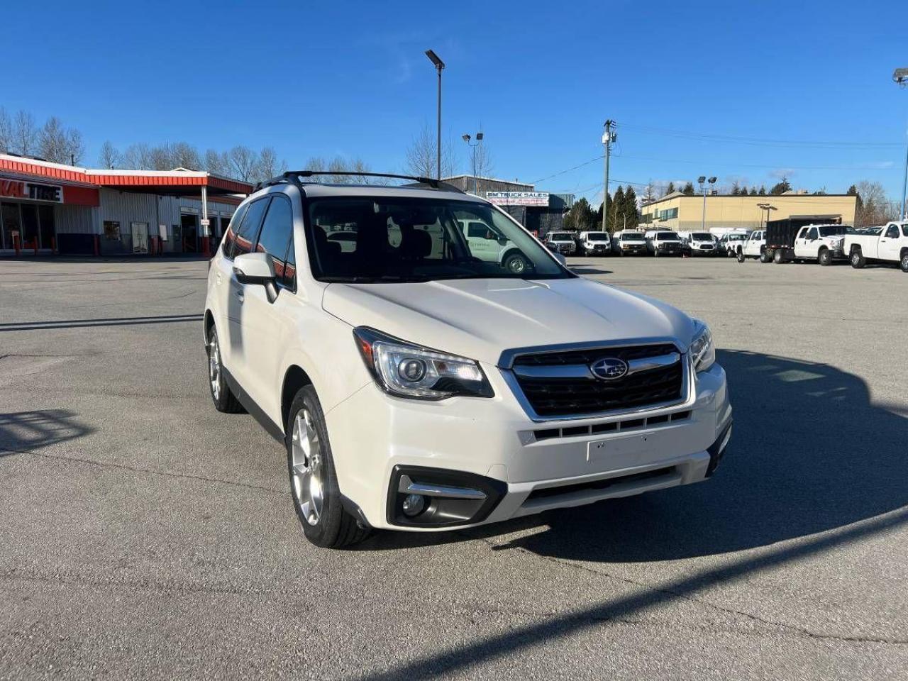 2017 Subaru Forester 5dr Wgn CVT 2.5i Limited w/Tech Pkg - Photo #2