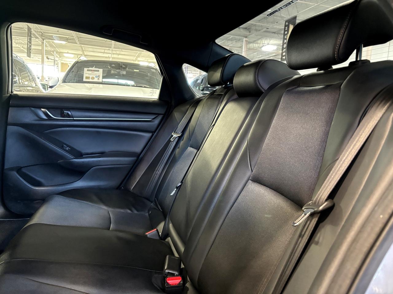 2020 Honda Accord Sedan Sport CVT|SUNROOF|ALLOYS|SAFETYTECH|BLINDSPOTCAM|+ - Photo #6