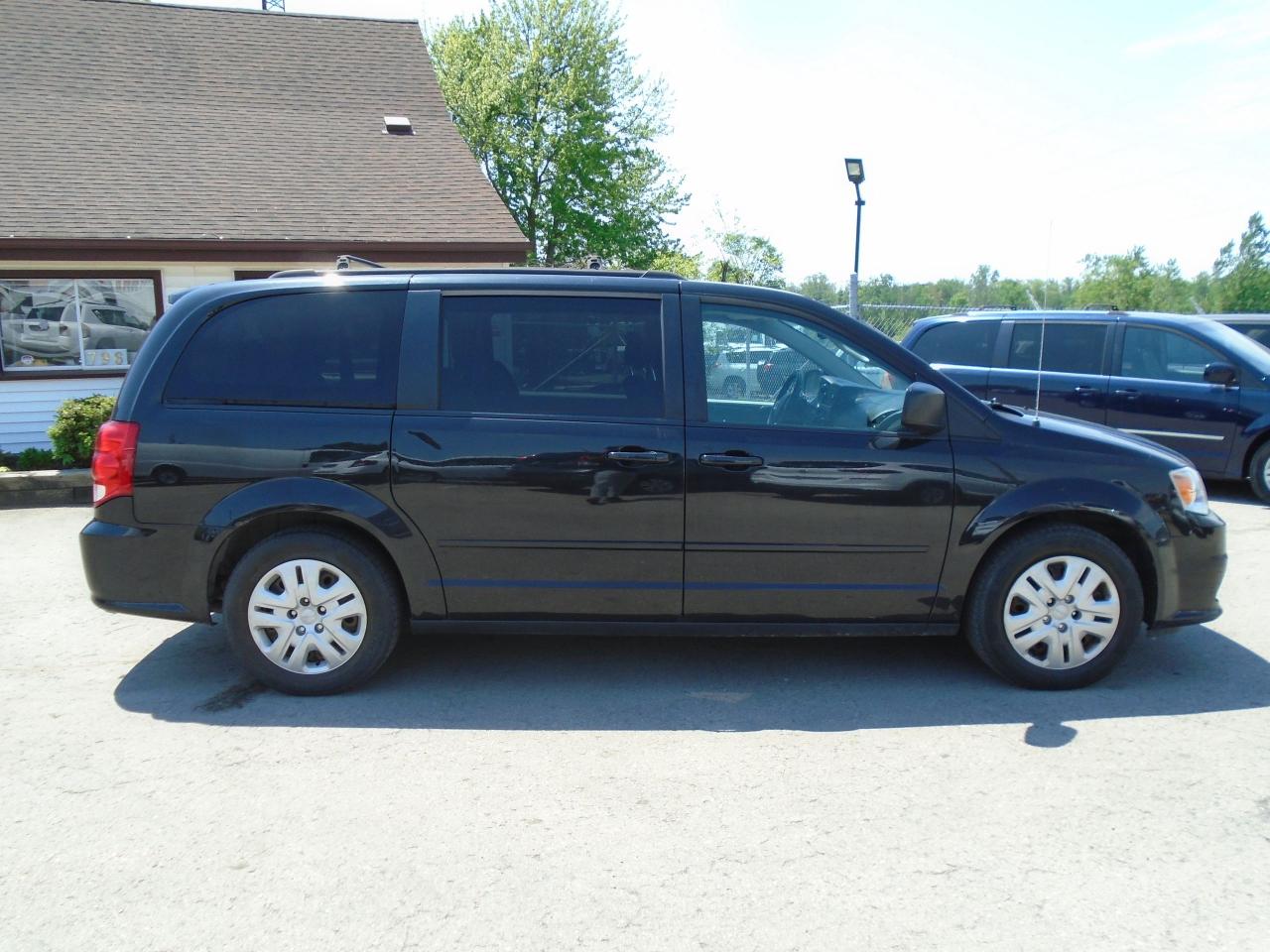 2016 Dodge Grand Caravan 4dr Wgn SXT - Photo #2