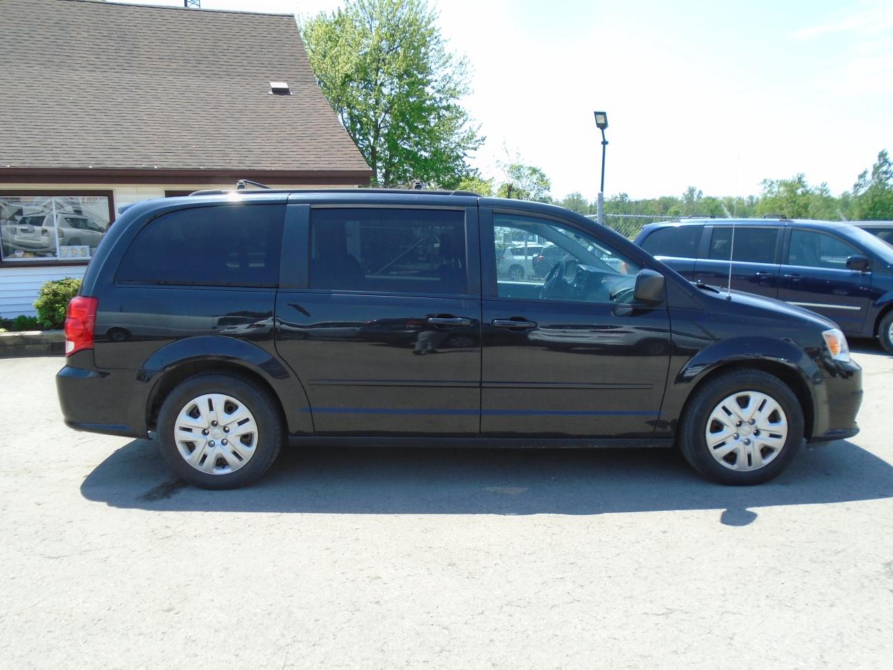 2016 Dodge Grand Caravan 4dr Wgn SXT - Photo #2