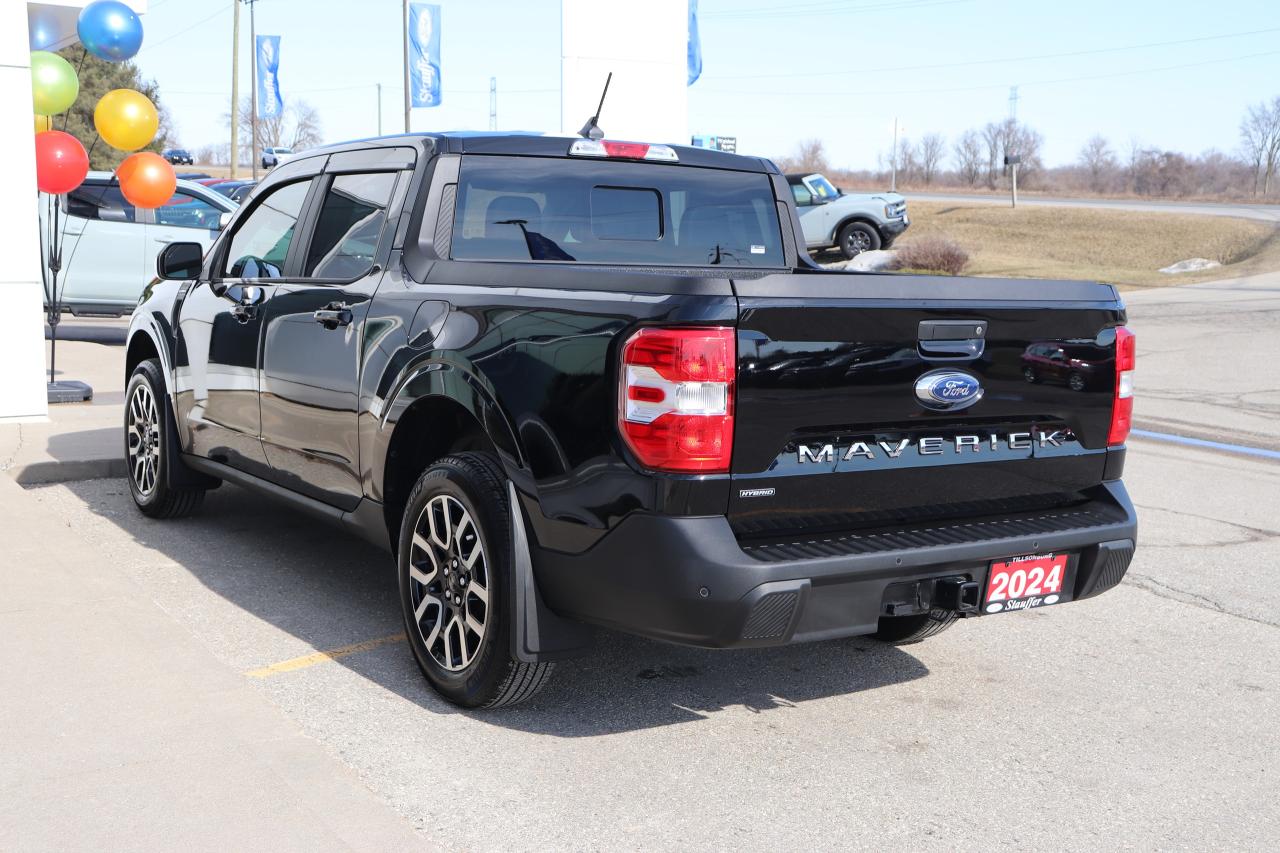 2024 Ford Maverick LARIAT FWD SuperCrew Photo3