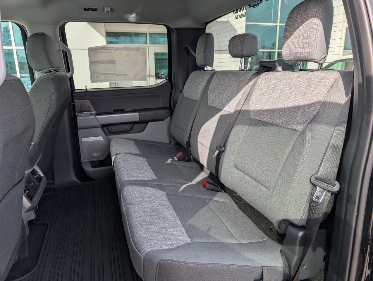 2025 Ford F-250 Super Duty SRW XLT Photo5