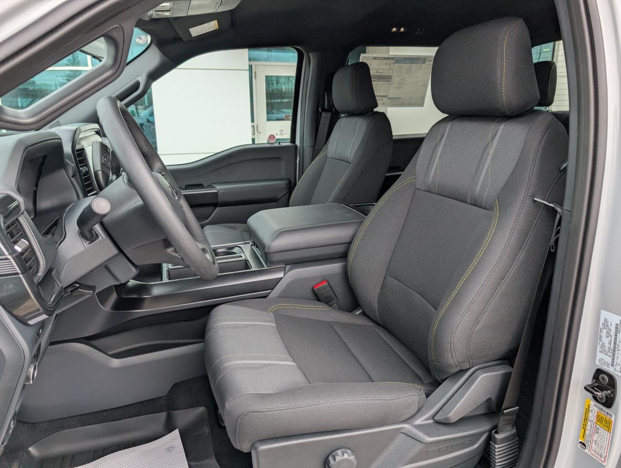 2025 Ford F-150 STX Photo5