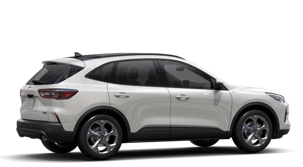 2025 Ford Escape ST-Line Photo2