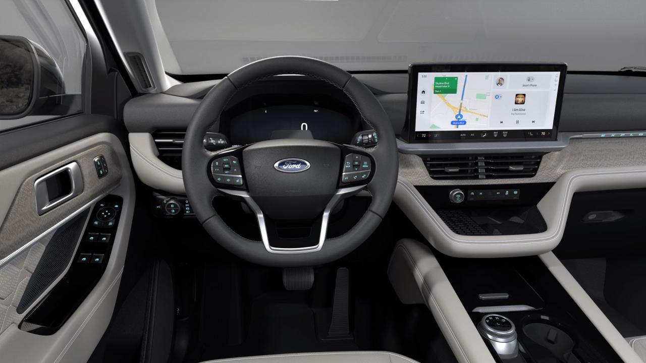 2025 Ford Explorer Platinum Photo5