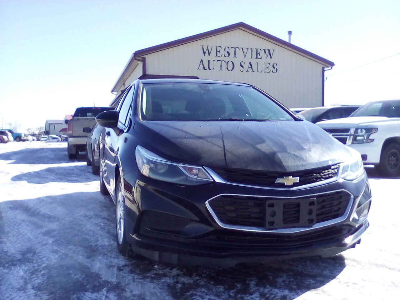 Used 2017 Chevrolet Cruze LT for sale in Headingley, MB