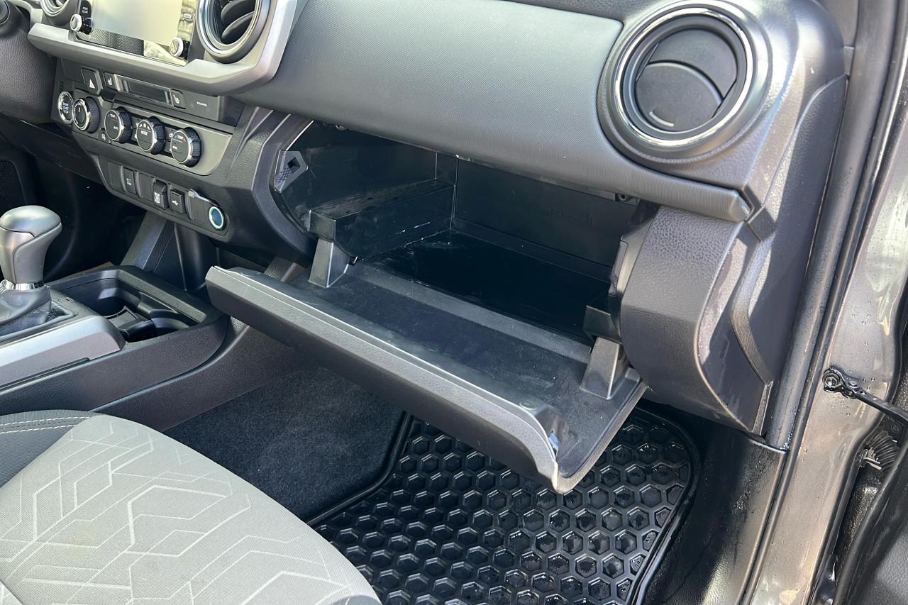 2022 Toyota Tacoma 4X4 Double CAB 6A TRD SPORT Photo