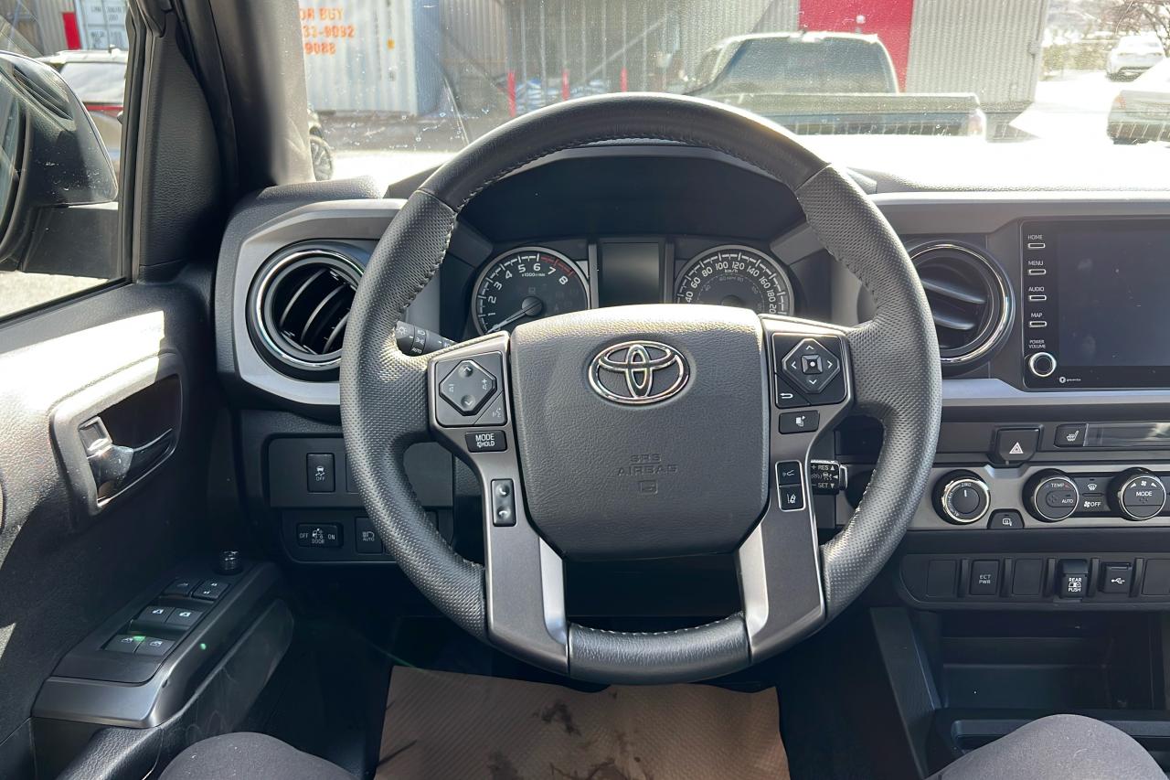 2022 Toyota Tacoma 4X4 Double CAB 6A TRD SPORT Photo