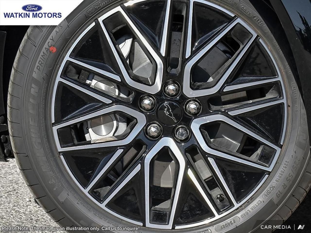 2025 Ford Mustang Mach-E Premium Photo9
