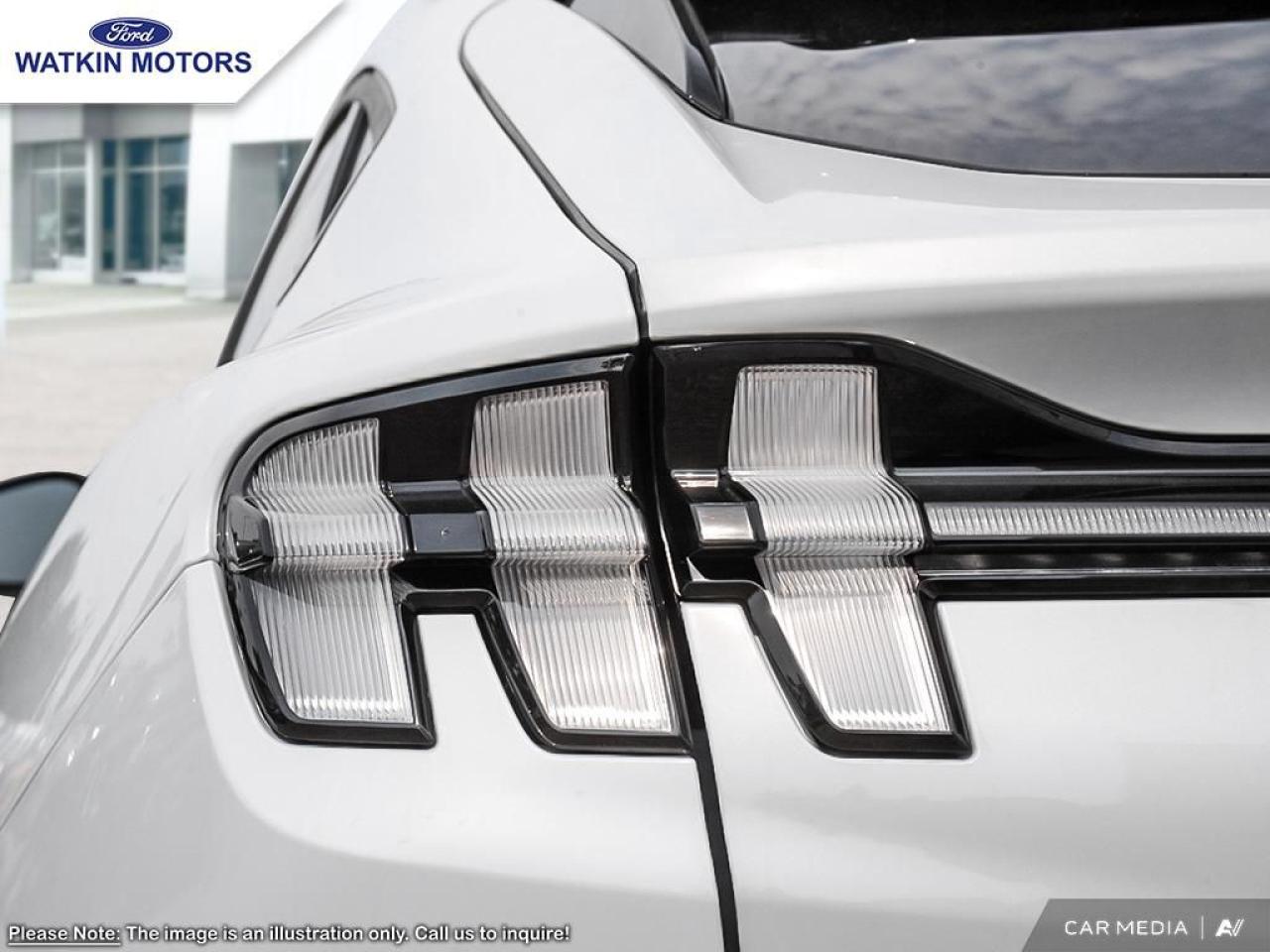 2025 Ford Mustang Mach-E Premium Photo9