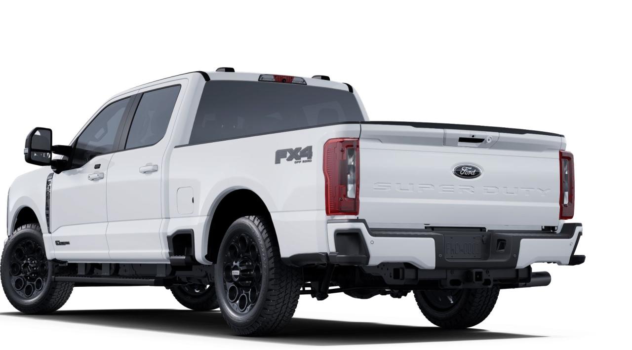 2025 Ford Super Duty F-350 XLT Photo1