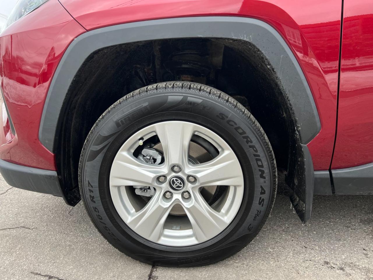 2019 Toyota RAV4 LE AWD - Photo #27
