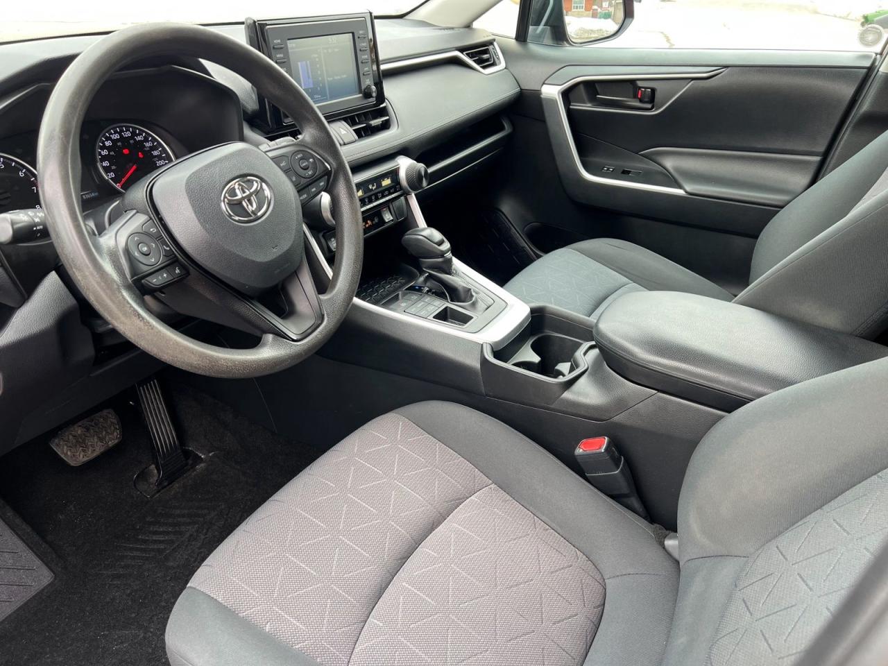 2019 Toyota RAV4 LE AWD - Photo #20