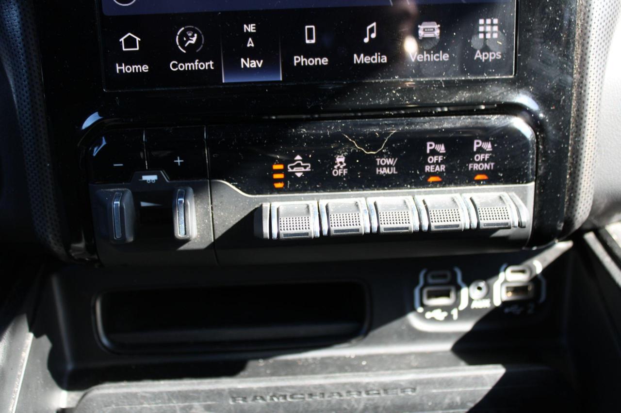 2022 RAM 1500 Limited 4x4 Crew Cab 5'7" Box - Photo #10