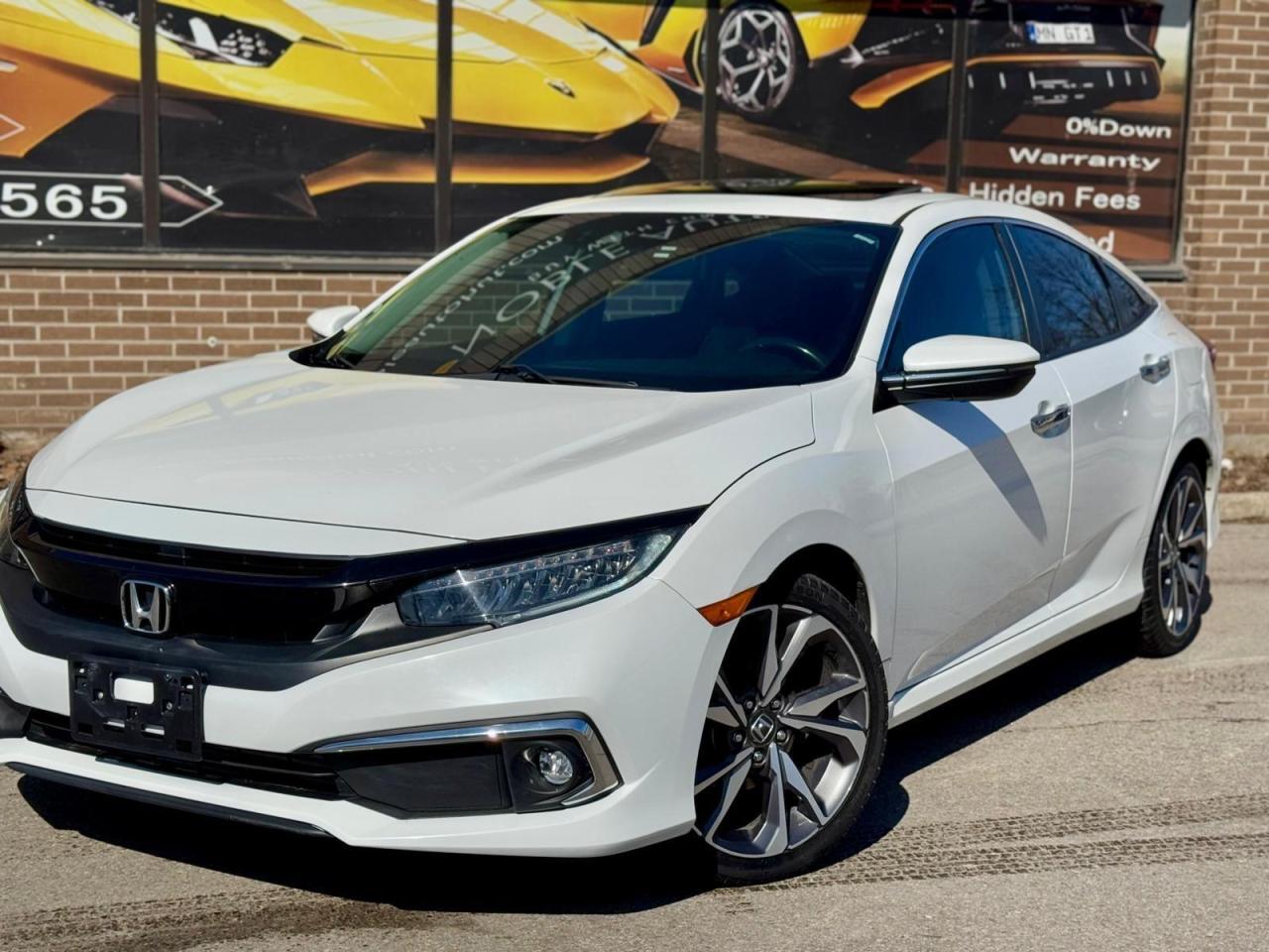 2019 Honda Civic Touring Photo2