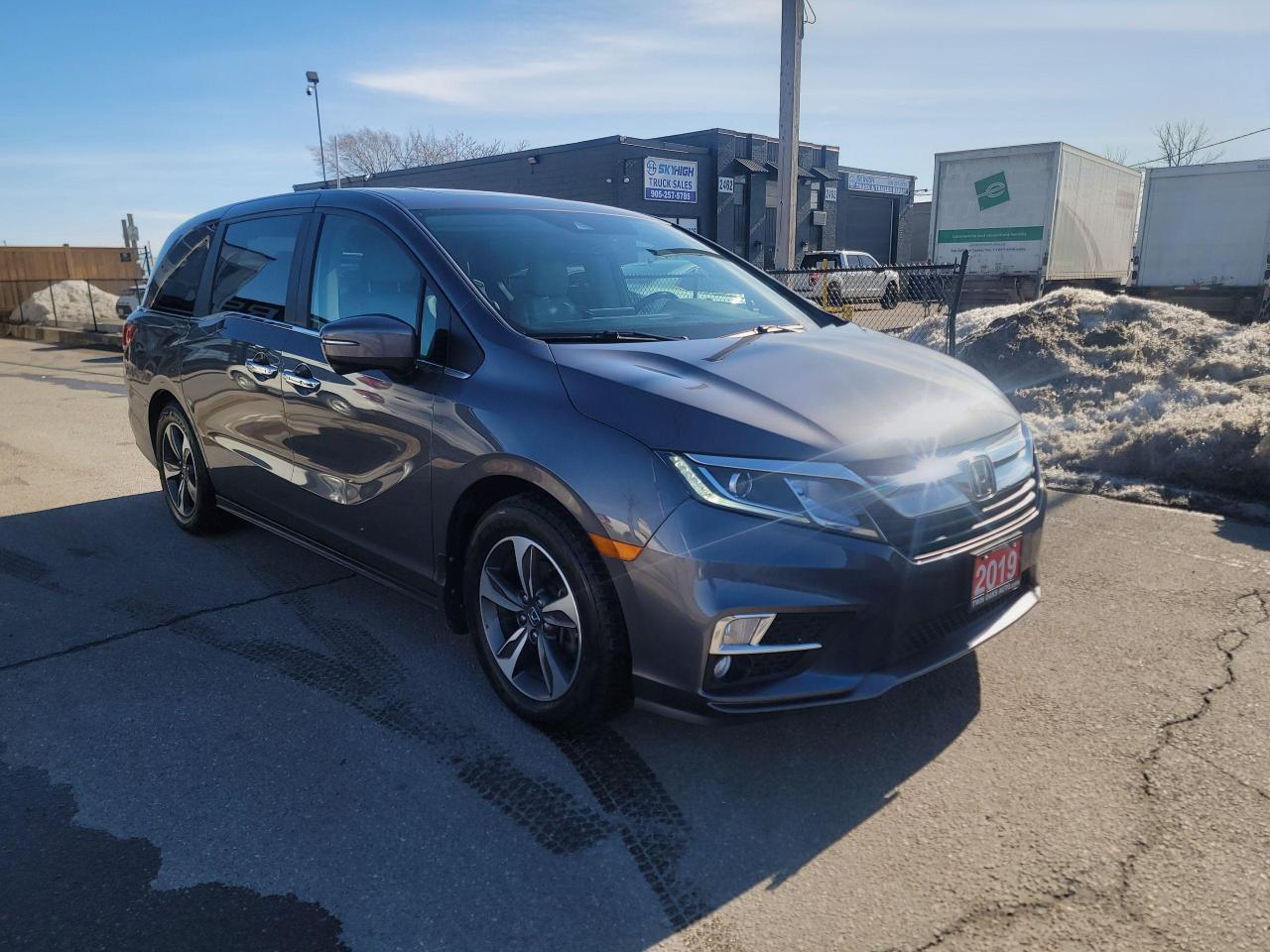 2019 Honda Odyssey EX-L NAVI Photo2