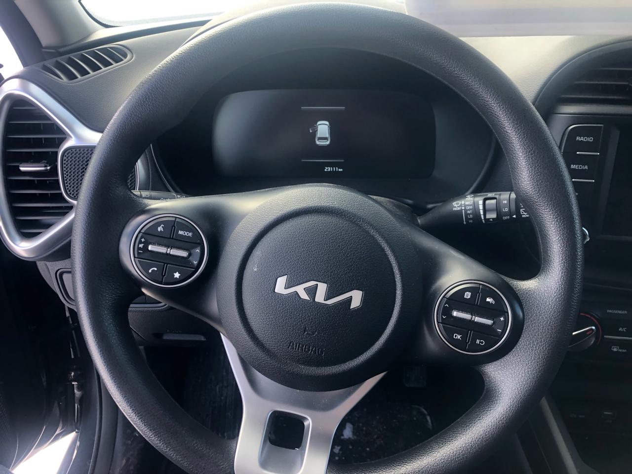 2023 Kia Soul LX - Photo #6