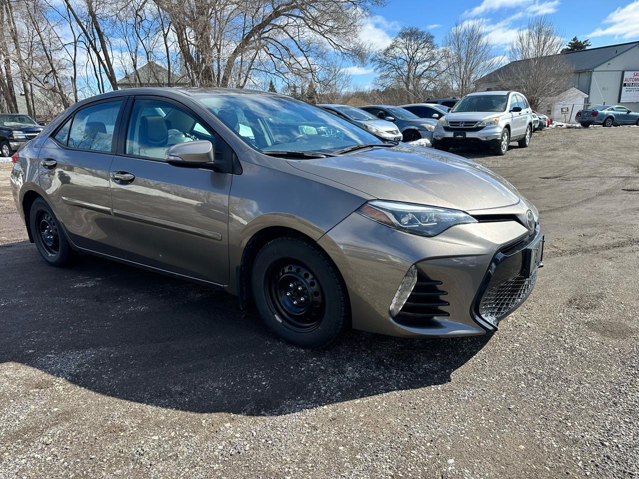 2018 Toyota Corolla XSE - Photo #4