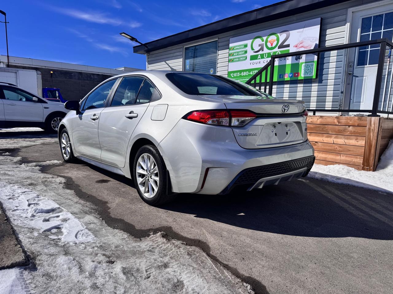 2020 Toyota Corolla SE CVT - Photo #5