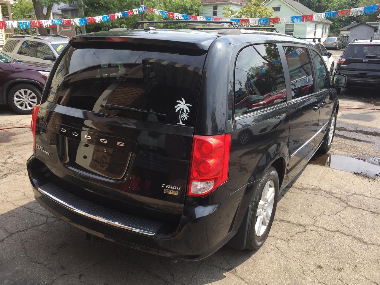 2016 Dodge Grand Caravan FALL SAVINGS - 4dr Wgn Crew Sto+Go Seating - Photo #4