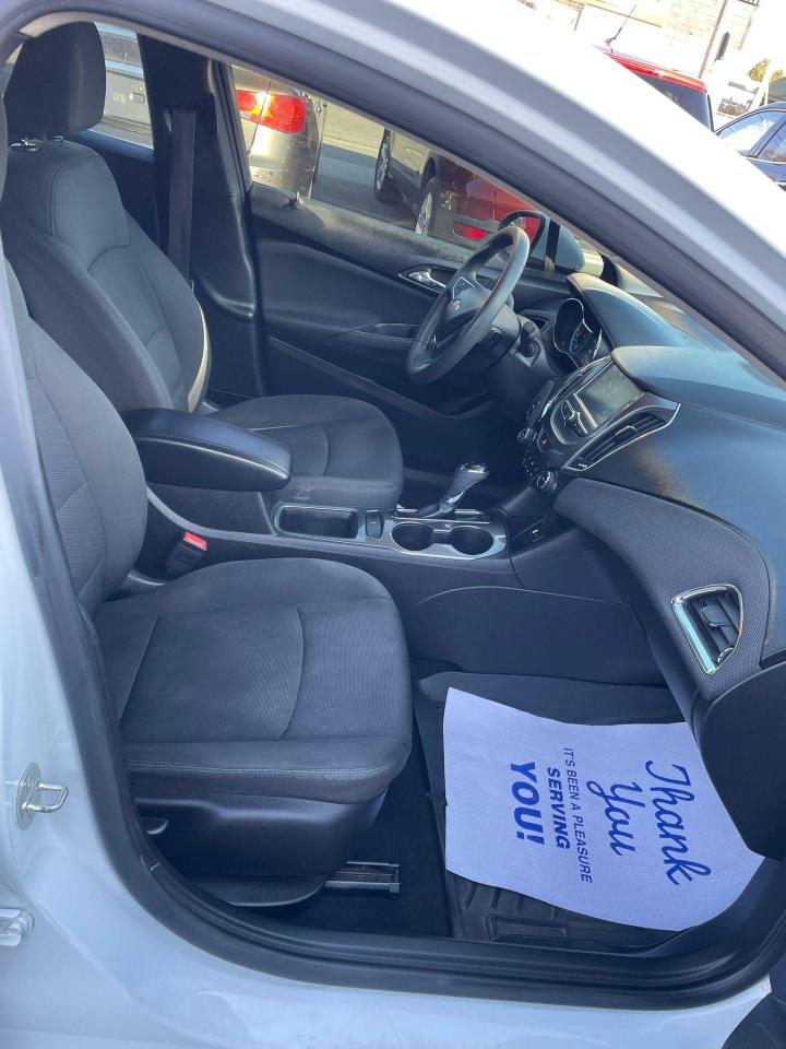 2017 Chevrolet Cruze 4dr Sdn 1.4L LT w/1SD - Photo #10