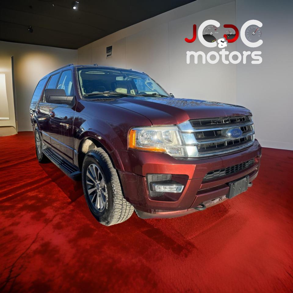 Used 2016 Ford Expedition 4WD 4dr XLT for sale in Cobourg, ON