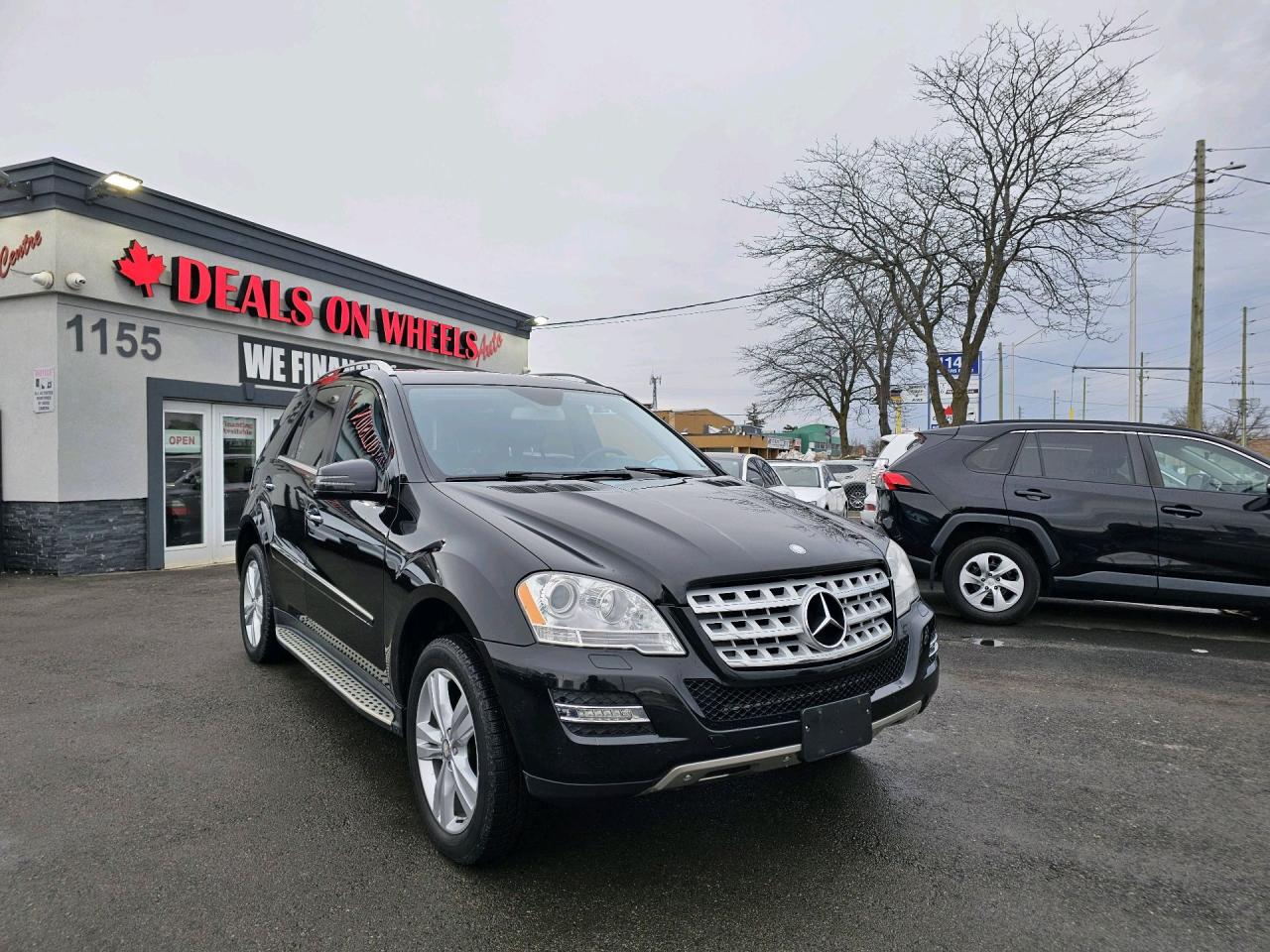 2011 Mercedes-Benz ML-Class 4MATIC 4dr ML 350 - Photo #1