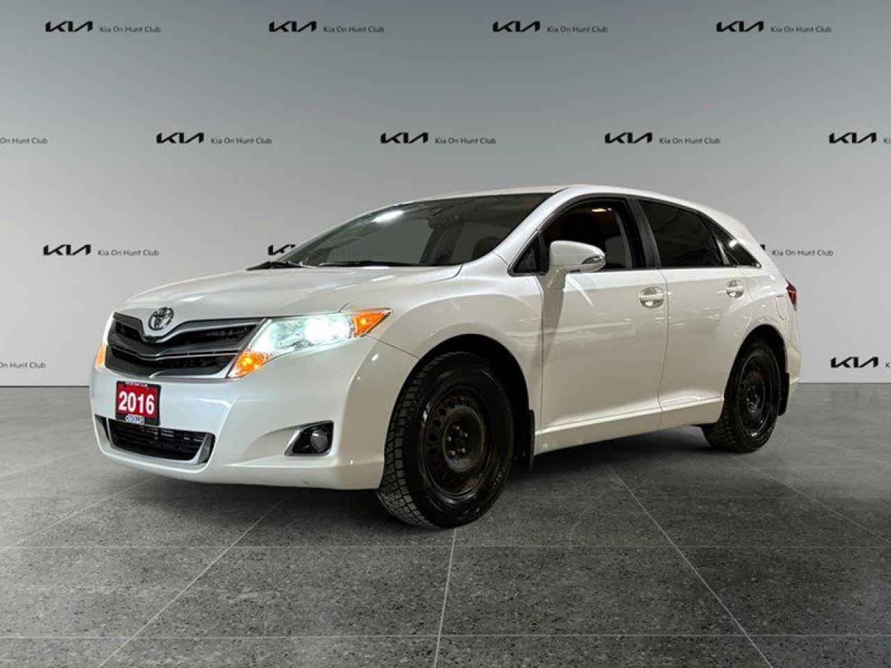 Used 2016 Toyota Venza LE for sale in Nepean, ON