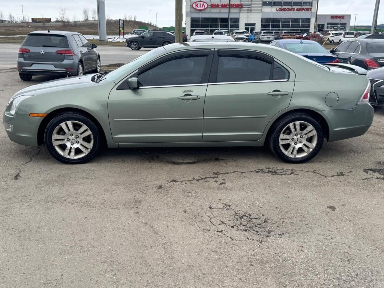 2008 Ford Fusion SEL, SEDAN, V6, ONLY 103KMS, LEATHER, ROOF, CERT - Photo #2