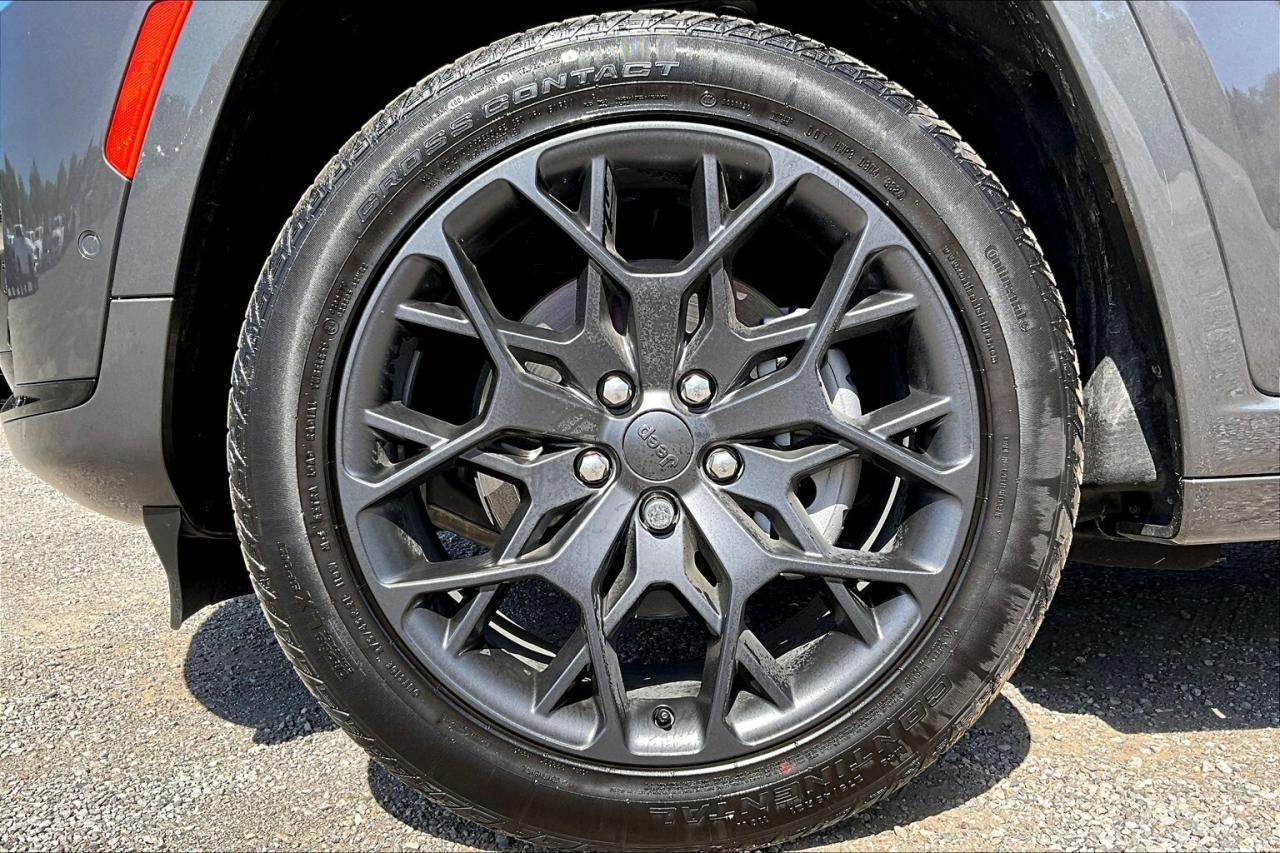 2025 Jeep Grand Cherokee L SUMMIT RESERVE | LuxTech | High Alt | Photo