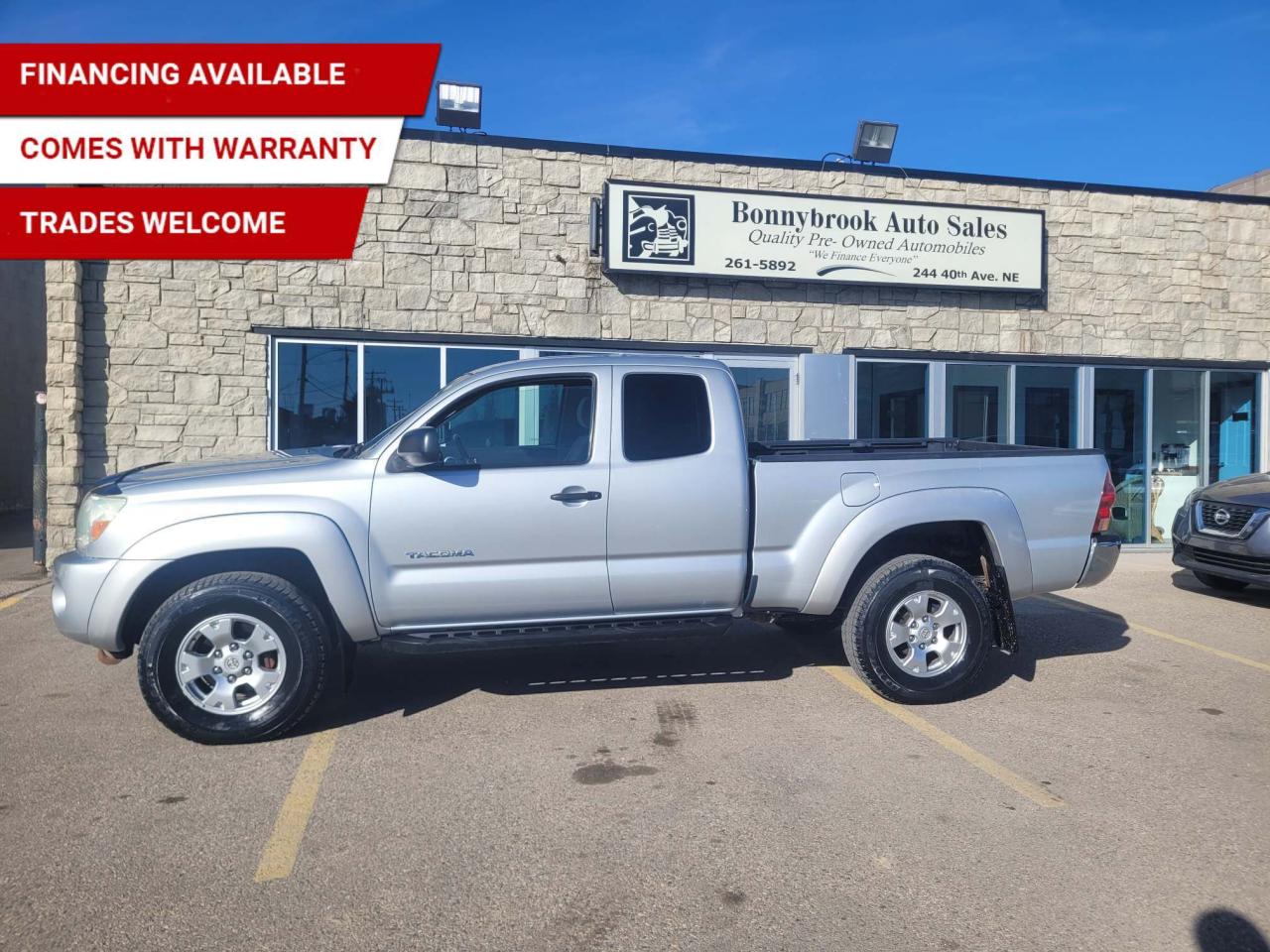 Used 2006 Toyota Tacoma V6 Auto 4WD/Very low Kms Remote Car Starter for sale in Calgary, AB