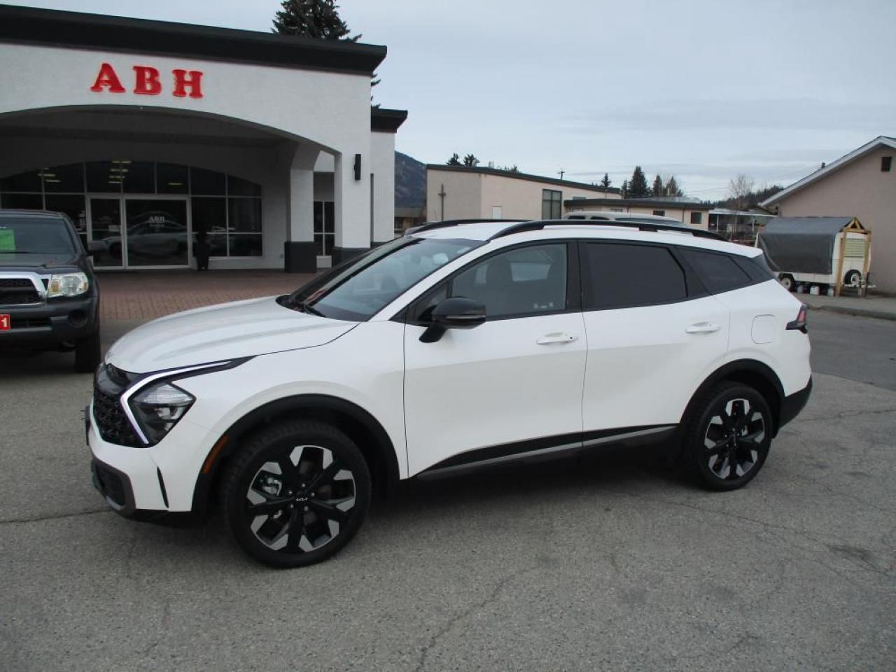 Used 2024 Kia Sportage X LINE AWD for sale in Grand Forks, BC