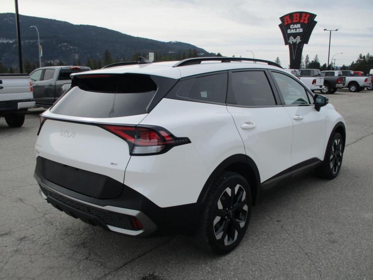 2024 Kia Sportage X LINE AWD Photo4
