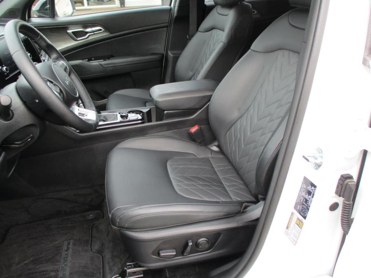 2024 Kia Sportage X LINE AWD Photo11