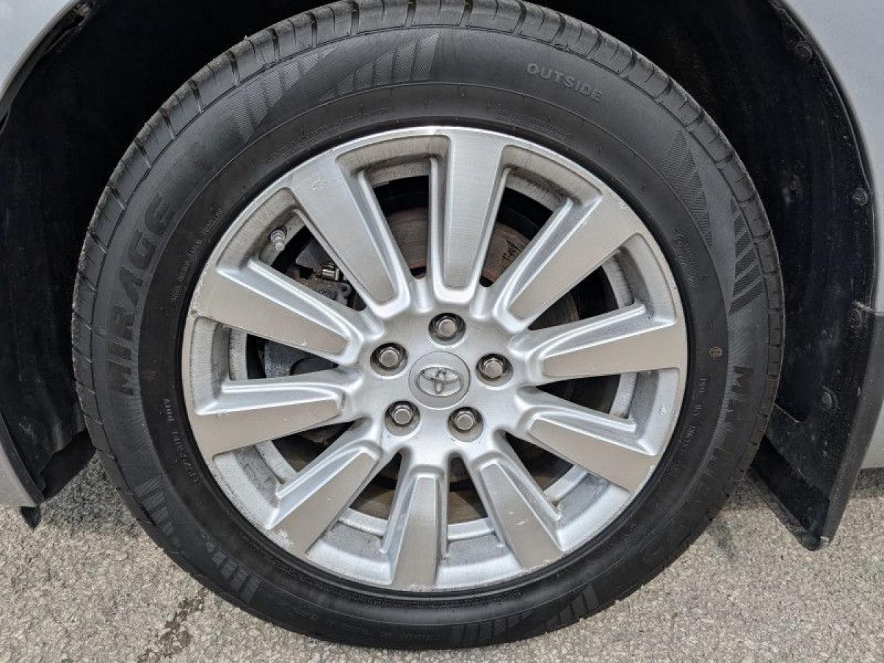 12261784