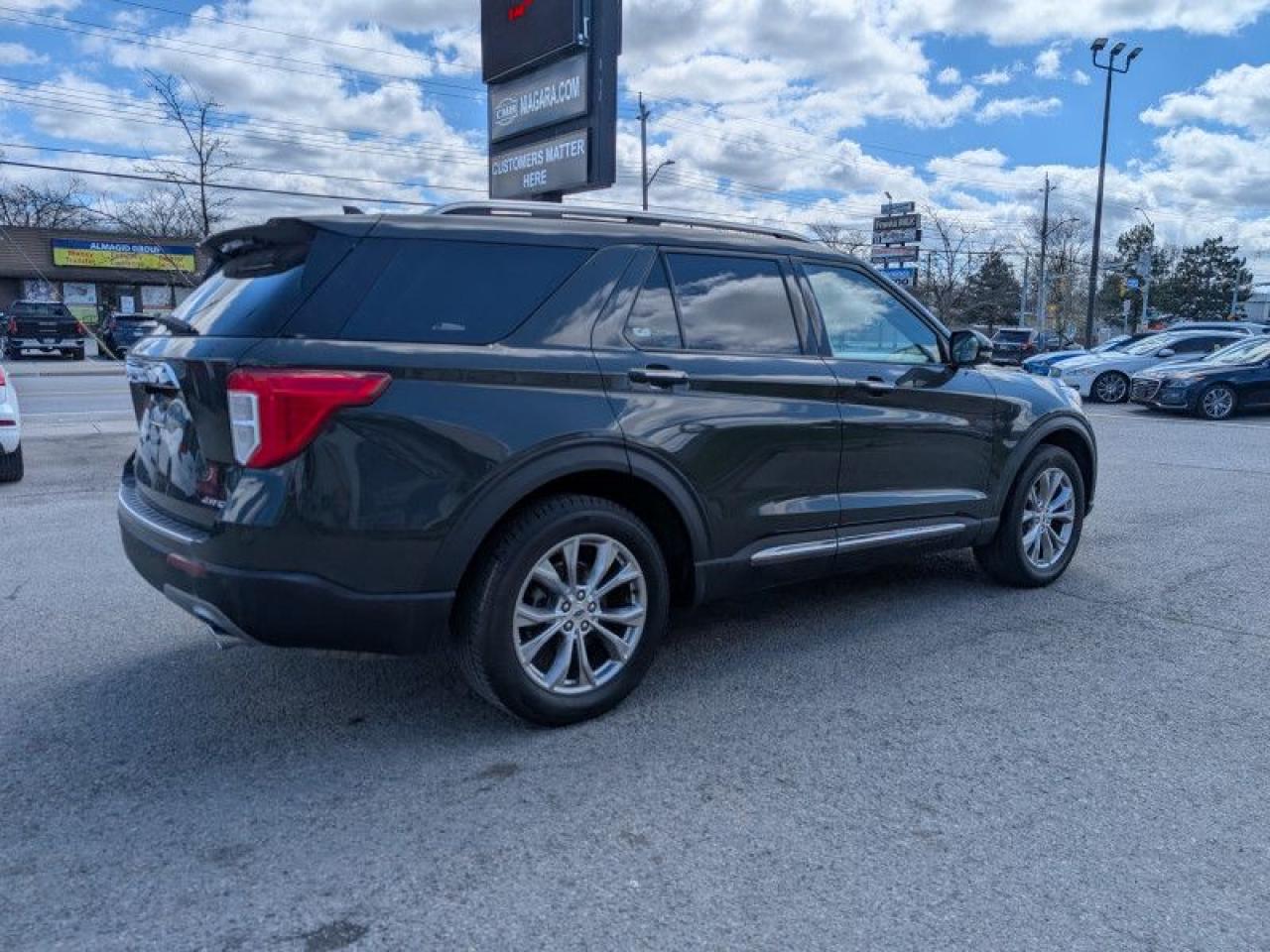 2022 Ford Explorer Limited  **TWIN PANEL MOONROOF** Photo4