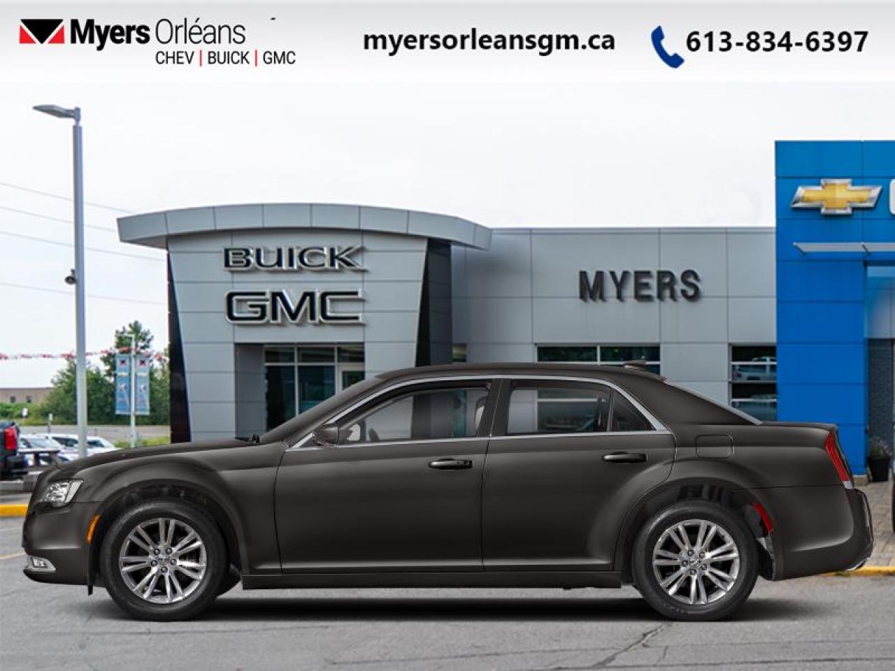 Used 2022 Chrysler 300 Touring L  - Leather Seats -  Heated Seats for sale in Orleans, ON