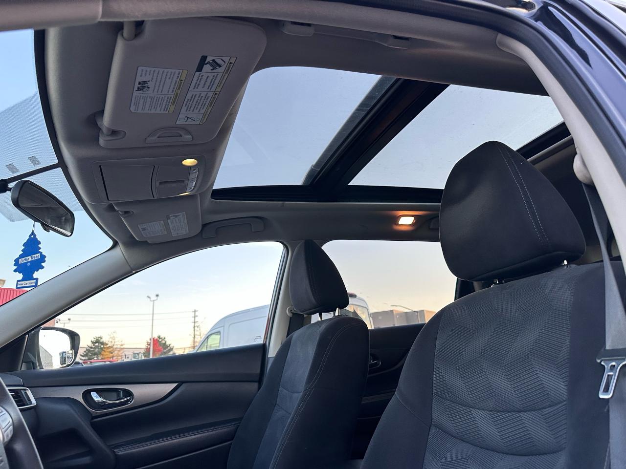 2014 Nissan Rogue SV - Photo #11