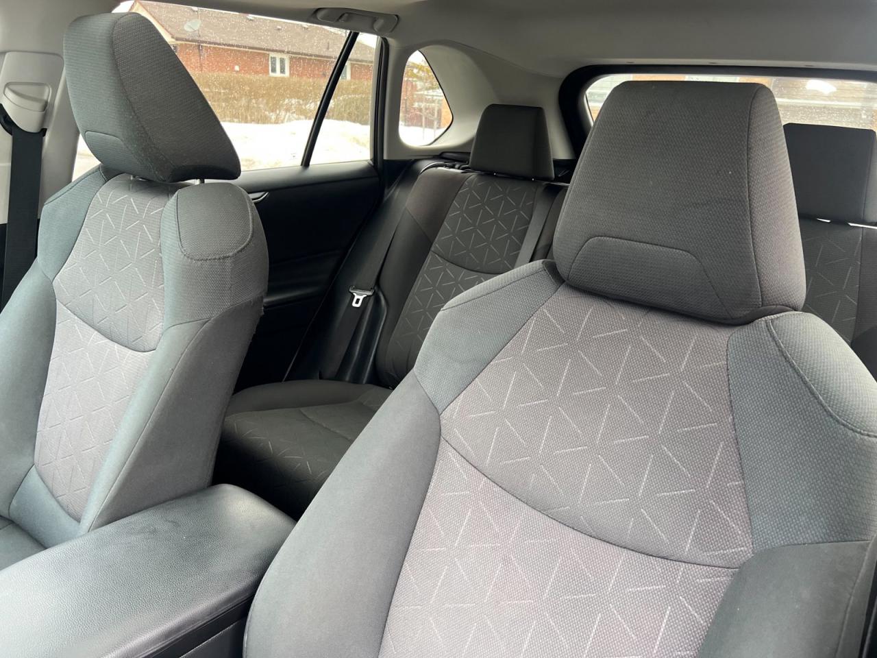 2019 Toyota RAV4 XLE AWD - Photo #17