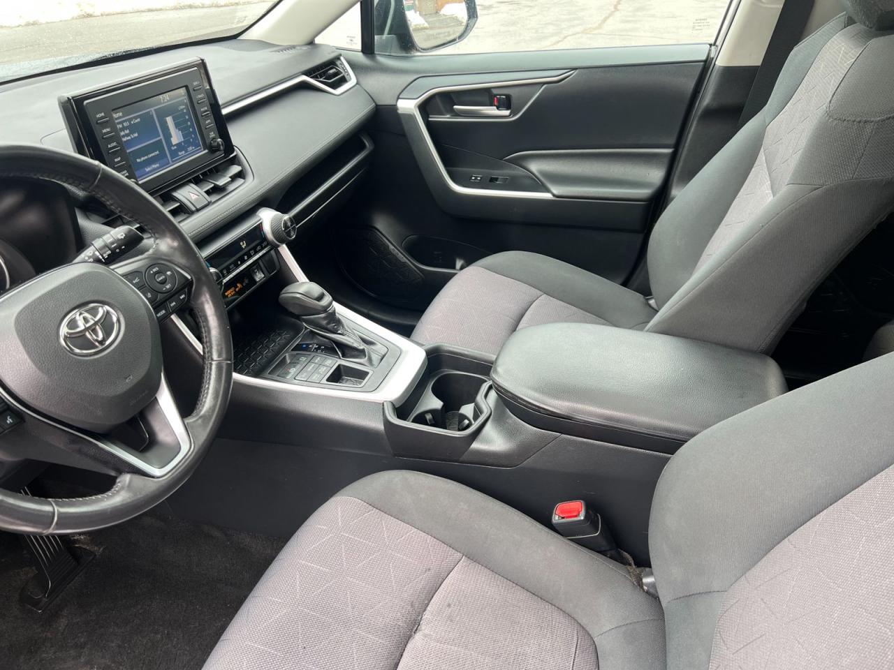 2019 Toyota RAV4 XLE AWD - Photo #18