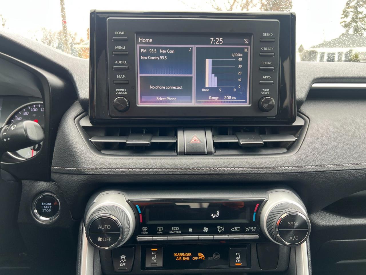 2019 Toyota RAV4 XLE AWD - Photo #27