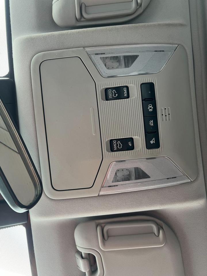 2019 Toyota RAV4 XLE AWD - Photo #32