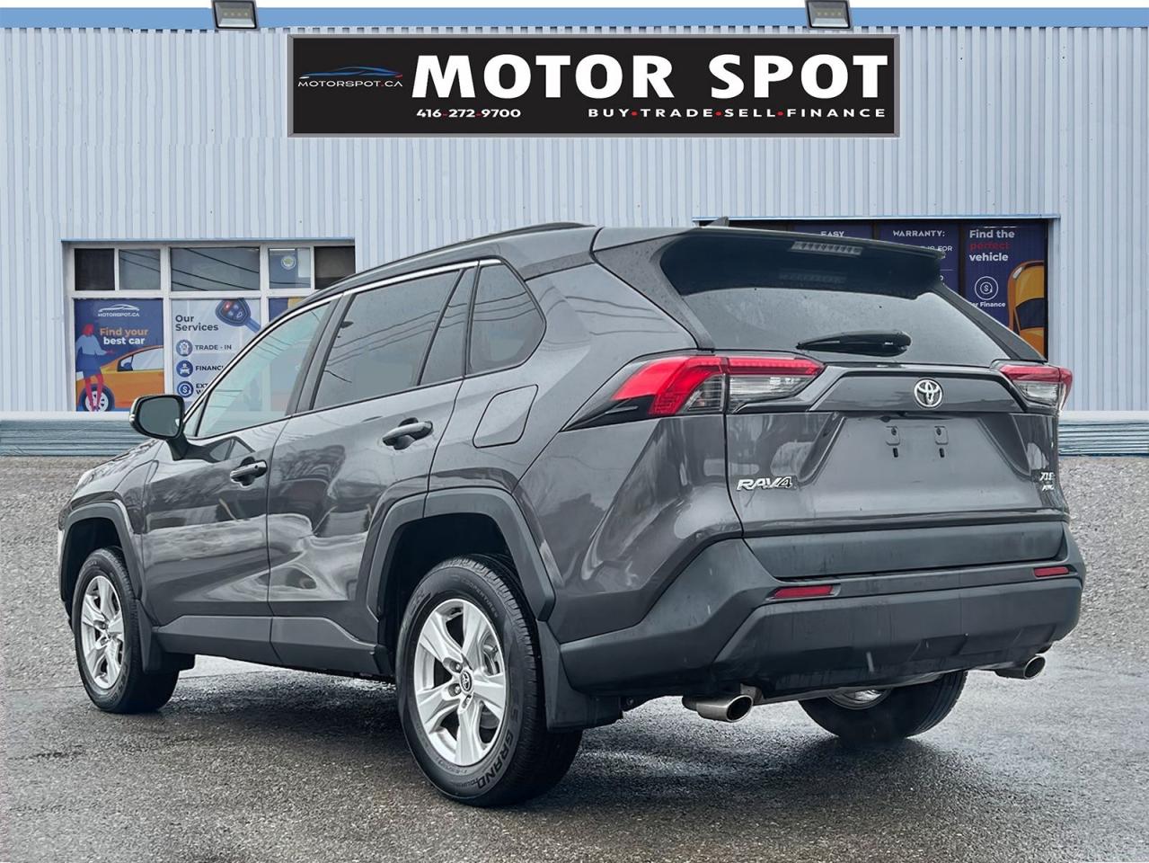 2019 Toyota RAV4 XLE AWD - Photo #4