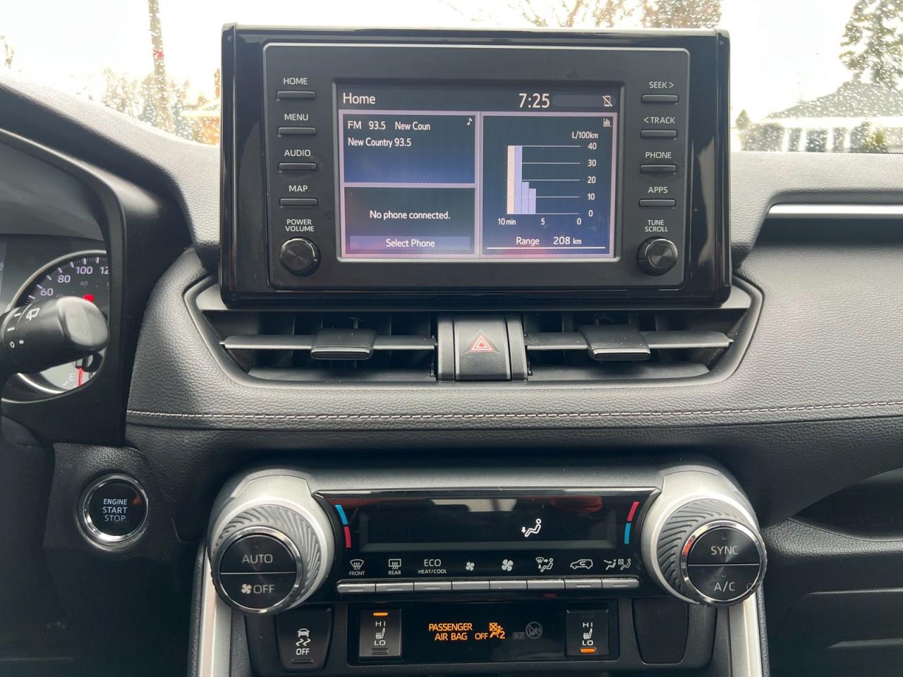 2019 Toyota RAV4 XLE AWD - Photo #27