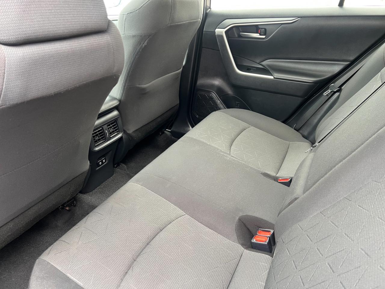 2019 Toyota RAV4 XLE AWD - Photo #13