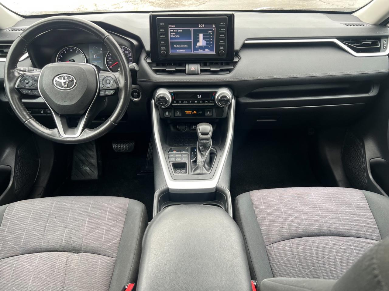 2019 Toyota RAV4 XLE AWD - Photo #14
